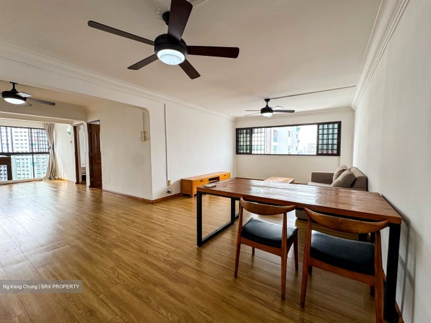 Blk 219A Jurong East Street 21 (Jurong East), HDB 5 Rooms #632060211